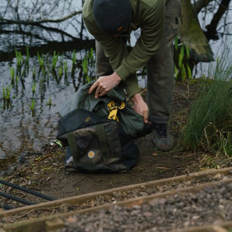 Solar Tackle Worldwide Welly "N" Wader Bag